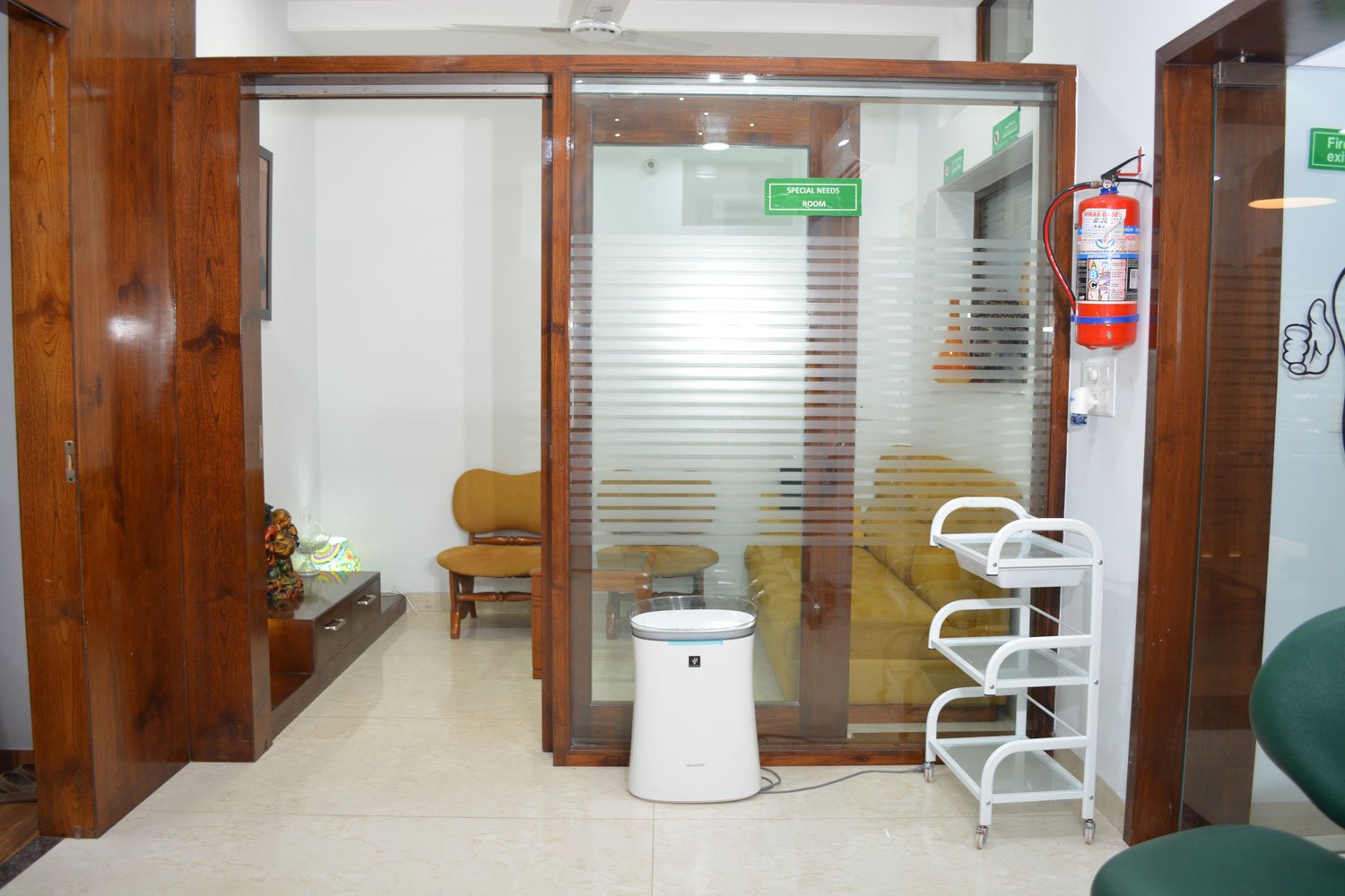 takkar-dental-clinic11