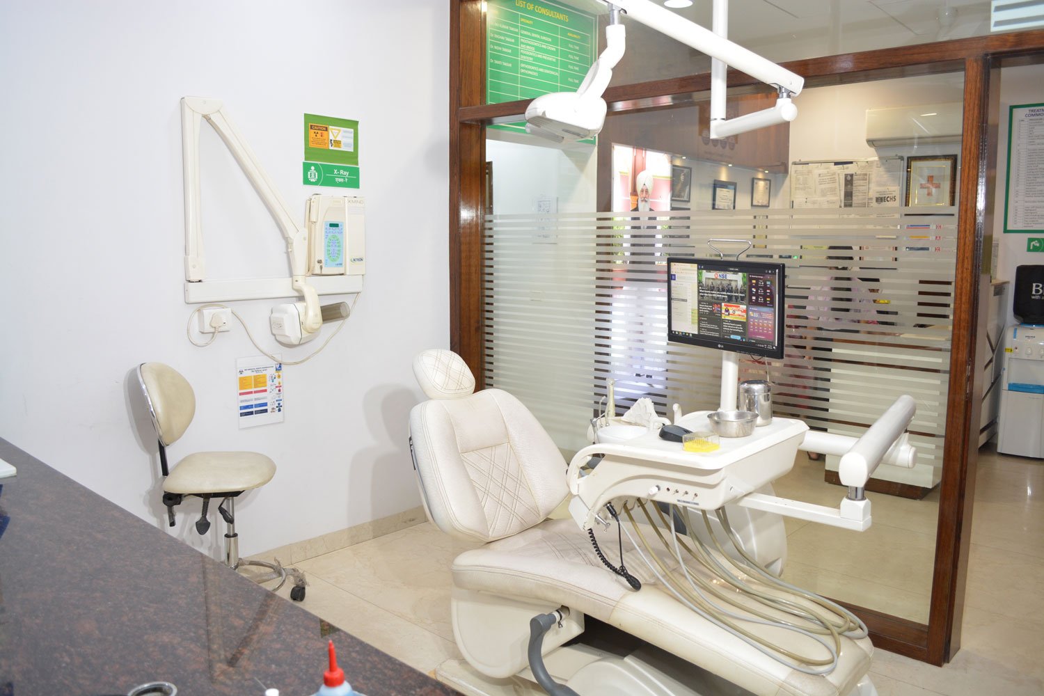 takkar-dental-clinic7
