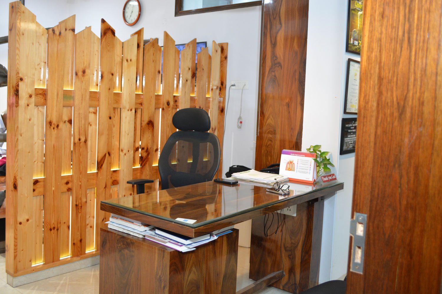 takkar-dental-clinic9